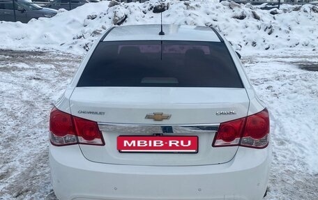 Chevrolet Cruze II, 2012 год, 570 000 рублей, 3 фотография
