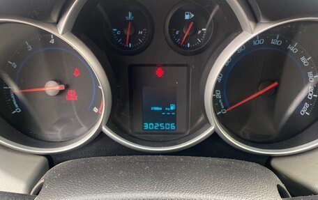 Chevrolet Cruze II, 2012 год, 570 000 рублей, 8 фотография