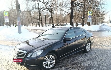 Mercedes-Benz E-Класс, 2010 год, 1 750 000 рублей, 2 фотография