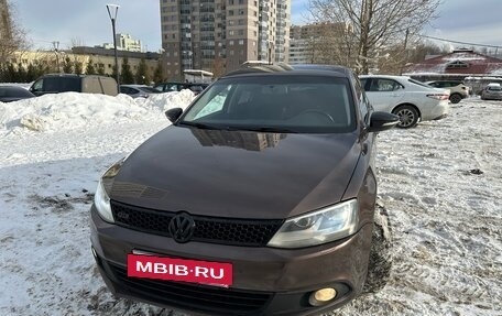 Volkswagen Jetta VI, 2014 год, 980 000 рублей, 4 фотография