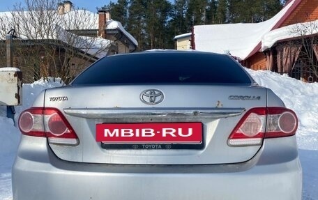 Toyota Corolla, 2011 год, 880 000 рублей, 10 фотография