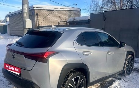Lexus UX I, 2019 год, 2 750 000 рублей, 3 фотография
