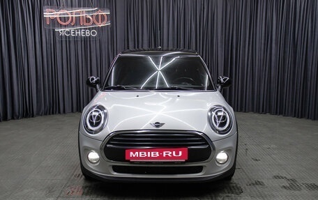 MINI Hatch, 2019 год, 1 898 000 рублей, 2 фотография