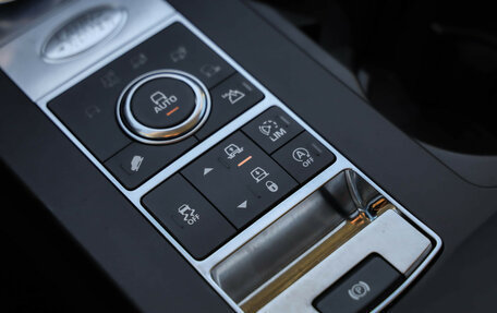 Land Rover Discovery IV, 2017 год, 4 099 000 рублей, 21 фотография