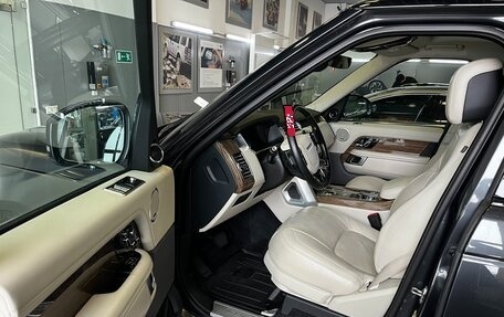 Land Rover Range Rover IV рестайлинг, 2019 год, 6 450 000 рублей, 10 фотография