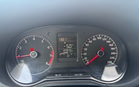 Volkswagen Polo VI (EU Market), 2015 год, 800 000 рублей, 6 фотография