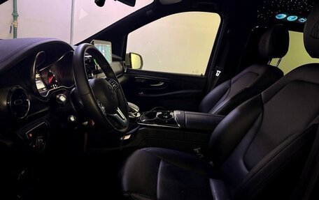 Mercedes-Benz V-Класс, 2019 год, 8 200 000 рублей, 15 фотография