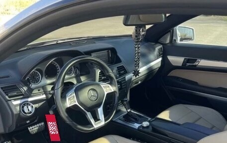 Mercedes-Benz E-Класс, 2011 год, 1 500 000 рублей, 8 фотография