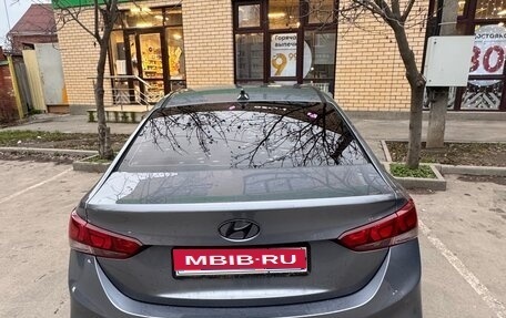 Hyundai Solaris II рестайлинг, 2017 год, 1 150 000 рублей, 1 фотография