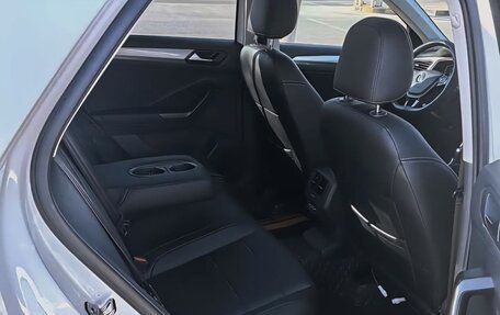 Volkswagen T-Roc I, 2022 год, 1 800 000 рублей, 17 фотография