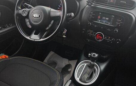 KIA Soul II рестайлинг, 2015 год, 1 300 000 рублей, 11 фотография