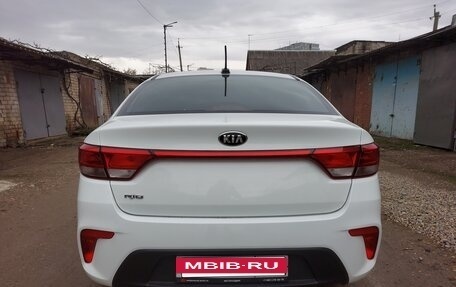 KIA Rio IV, 2018 год, 1 550 000 рублей, 5 фотография
