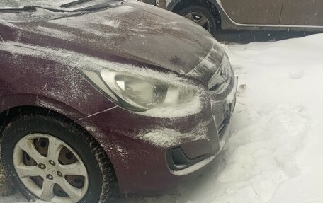 Hyundai Solaris II рестайлинг, 2012 год, 390 000 рублей, 4 фотография