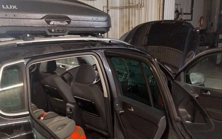 Volkswagen Tiguan I, 2011 год, 1 300 000 рублей, 10 фотография