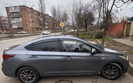 Hyundai Solaris II рестайлинг, 2017 год, 1 150 000 рублей, 4 фотография