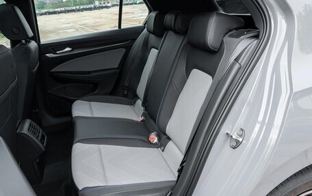 Volkswagen Golf R, 2025 год, 7 289 000 рублей, 22 фотография