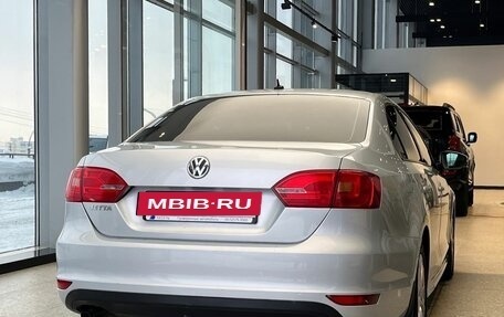Volkswagen Jetta VI, 2012 год, 1 049 000 рублей, 10 фотография