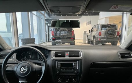 Volkswagen Jetta VI, 2012 год, 1 049 000 рублей, 20 фотография