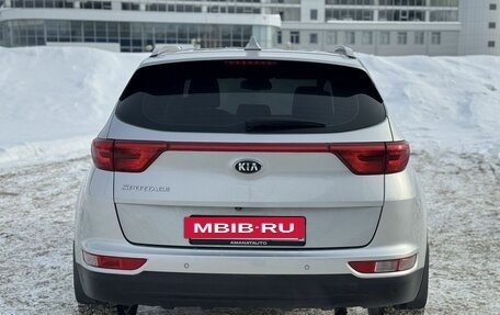 KIA Sportage IV рестайлинг, 2018 год, 2 000 000 рублей, 5 фотография