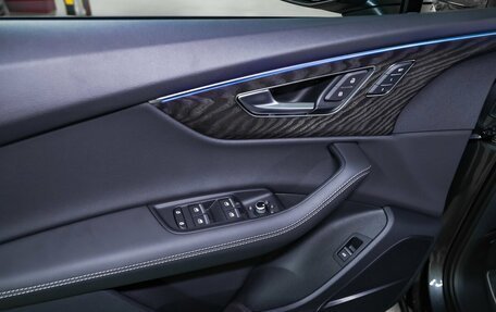 Audi Q7, 2025 год, 10 700 000 рублей, 15 фотография