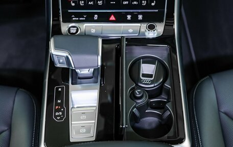 Audi Q7, 2025 год, 10 700 000 рублей, 25 фотография