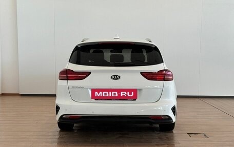 KIA cee'd III, 2018 год, 1 650 000 рублей, 8 фотография