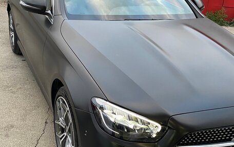 Mercedes-Benz E-Класс, 2020 год, 5 400 000 рублей, 2 фотография