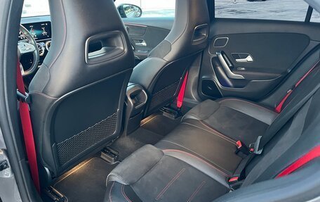 Mercedes-Benz A-Класс AMG, 2020 год, 3 999 999 рублей, 18 фотография