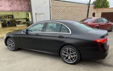 Mercedes-Benz E-Класс, 2020 год, 5 400 000 рублей, 4 фотография