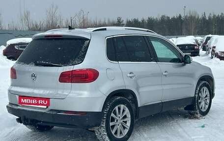 Volkswagen Tiguan I, 2011 год, 1 235 000 рублей, 2 фотография