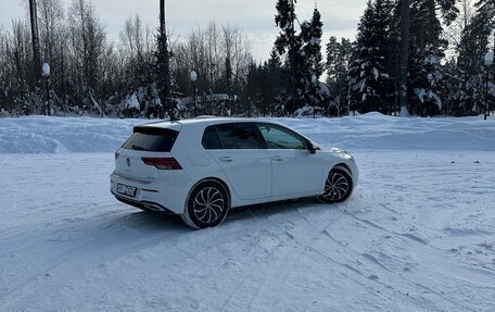 Volkswagen Golf VIII, 2020 год, 2 350 000 рублей, 21 фотография