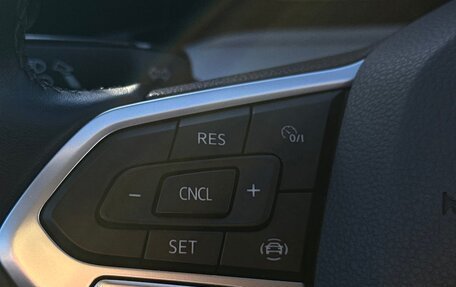 Volkswagen Golf VIII, 2020 год, 2 350 000 рублей, 29 фотография