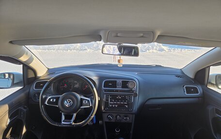 Volkswagen Polo VI (EU Market), 2018 год, 1 225 000 рублей, 21 фотография