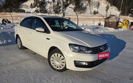 Volkswagen Polo VI (EU Market), 2018 год, 1 225 000 рублей, 2 фотография