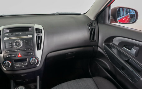 KIA cee'd I рестайлинг, 2010 год, 719 000 рублей, 15 фотография