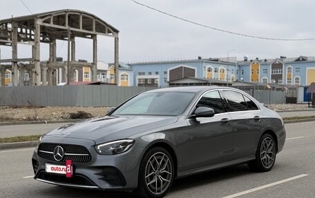 Mercedes-Benz E-Класс, 2021 год, 3 900 000 рублей, 2 фотография