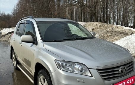 Toyota RAV4, 2011 год, 1 050 000 рублей, 1 фотография