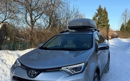 Toyota RAV4, 2018 год, 3 300 000 рублей, 1 фотография