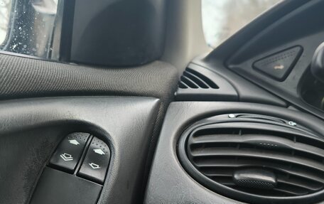 Ford Focus IV, 2004 год, 280 000 рублей, 10 фотография