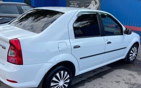 Renault Logan I, 2011 год, 375 000 рублей, 2 фотография
