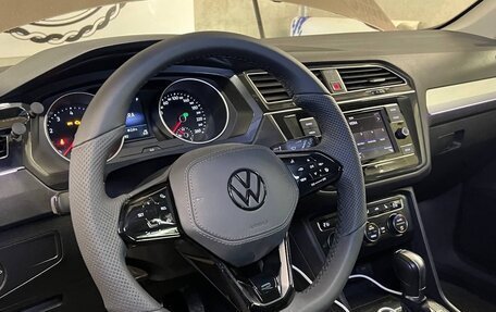 Volkswagen Tiguan II, 2017 год, 2 499 000 рублей, 4 фотография