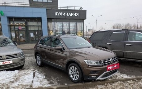 Volkswagen Tiguan II, 2017 год, 2 499 000 рублей, 2 фотография