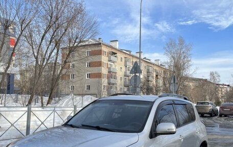 Toyota RAV4, 2011 год, 1 050 000 рублей, 2 фотография