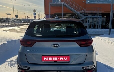 KIA Sportage IV рестайлинг, 2019 год, 1 850 000 рублей, 2 фотография