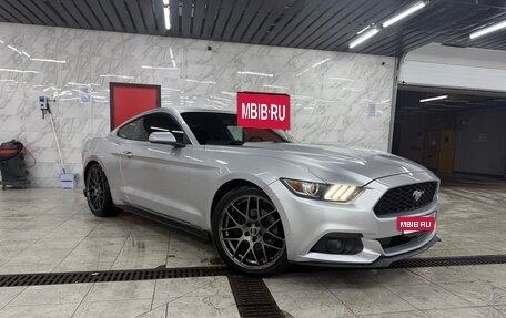 Ford Mustang VI рестайлинг, 2015 год, 2 500 000 рублей, 3 фотография