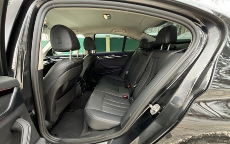 BMW 5 серия, 2021 год, 2 750 000 рублей, 15 фотография