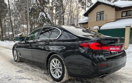 BMW 5 серия, 2021 год, 2 750 000 рублей, 8 фотография