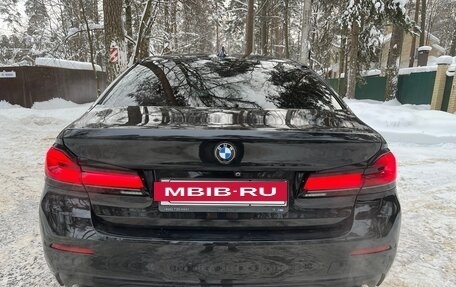 BMW 5 серия, 2021 год, 2 750 000 рублей, 7 фотография