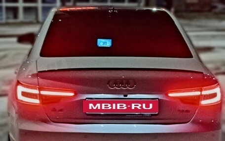 Audi A4, 2017 год, 1 930 000 рублей, 3 фотография