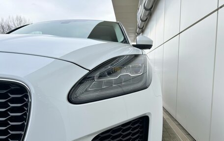 Jaguar E-Pace, 2019 год, 3 400 000 рублей, 7 фотография